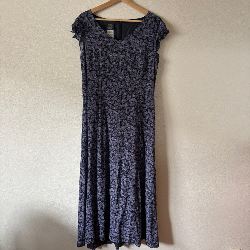 Vintage Laura Ashley NWT Midi Purple Floral Dress Size 8